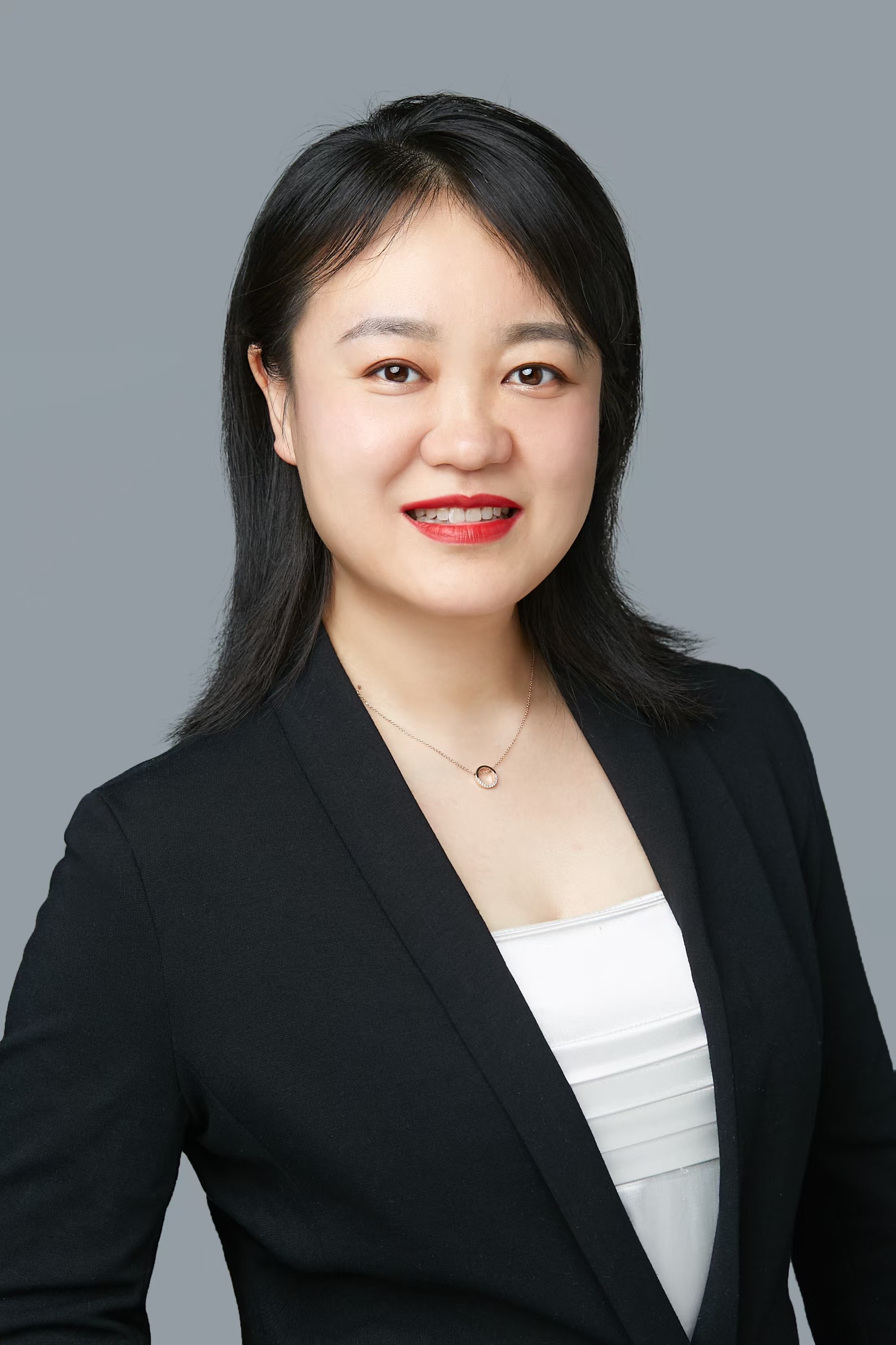 刘轶群.jpg