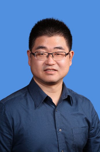 向雪松.jpg